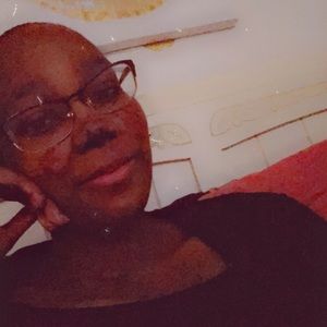 Meet your Posher, Niani